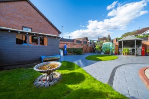 GARDEN- click for photo gallery